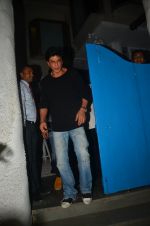 Shahrukh Khan snapped at Olive on 28th May 2016